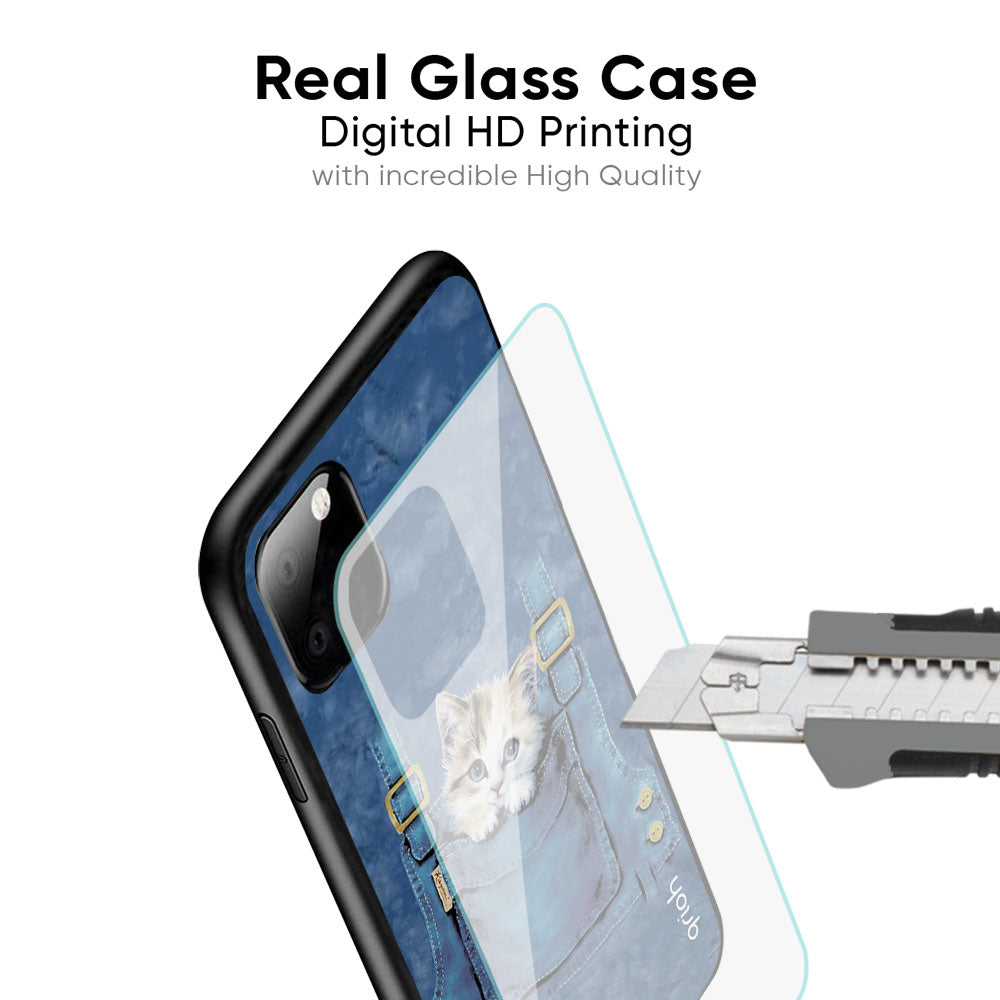 Kitty In Pocket Glass Case For iPhone 17 Pro Max